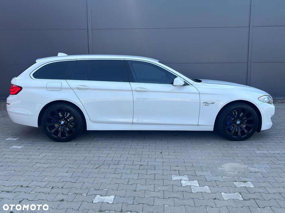 BMW Seria 5 530d xDrive - 8