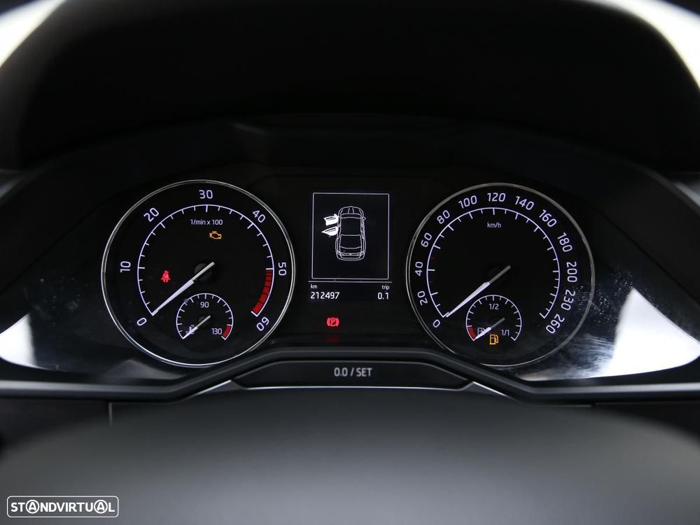 Skoda Superb 1.6 TDI Active - 20