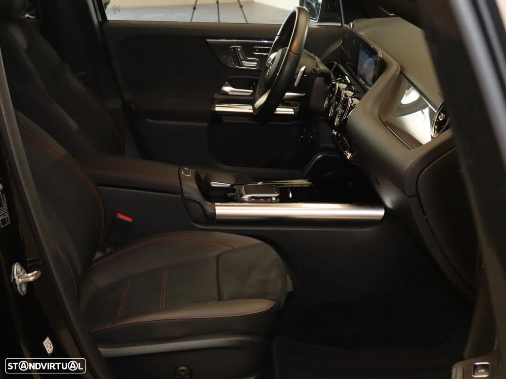 Mercedes-Benz GLA 250 e AMG Line - 18