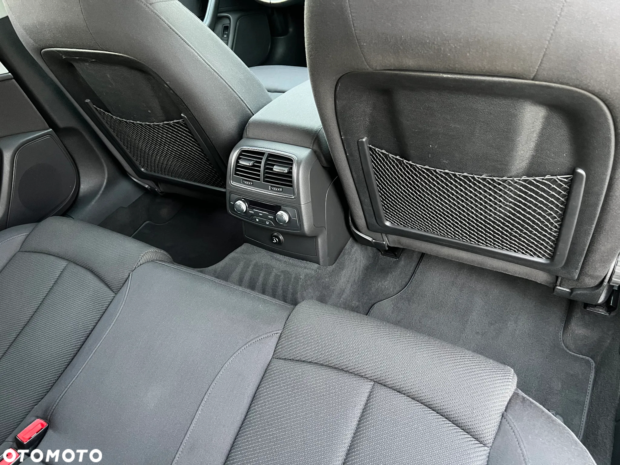 Audi A6 Avant 2.0 TDI Ultra S tronic - 11