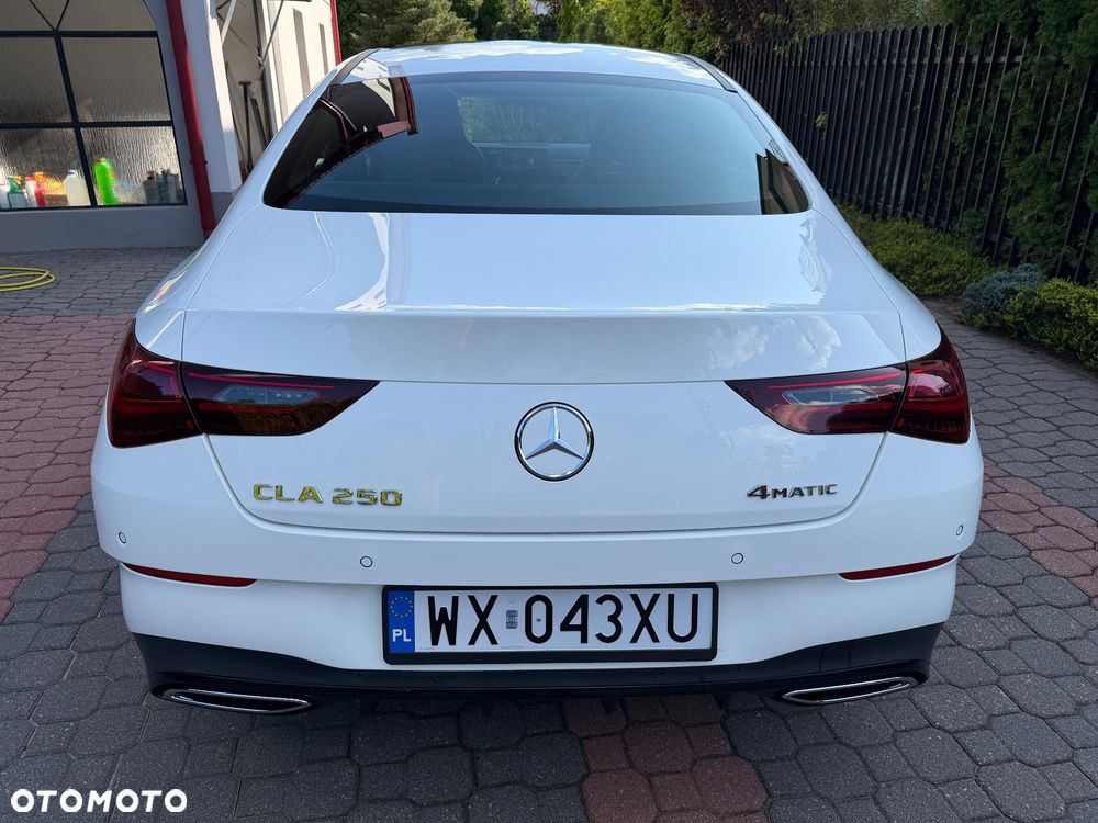 Mercedes-Benz CLA 250 mHEV 4-Matic AMG Line 8G-DCT - 6