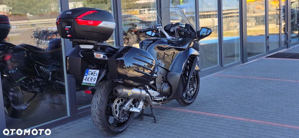 Kawasaki GTR - 5
