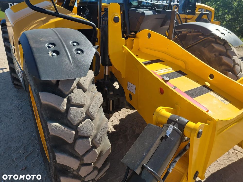 JCB 540-180 - 11