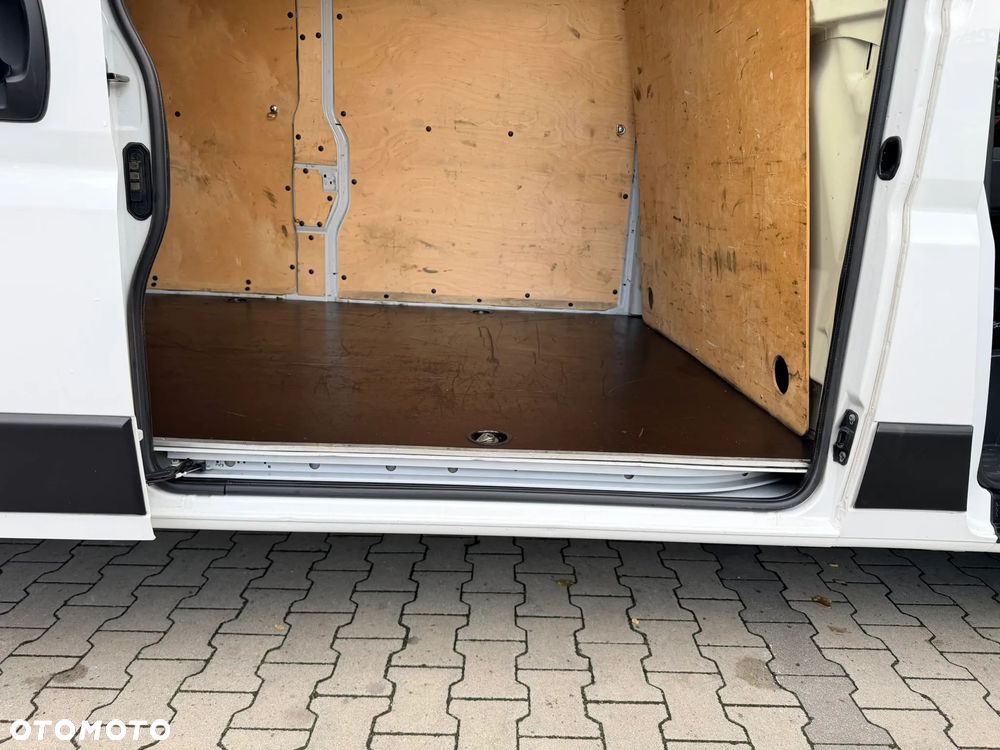 Opel Movano - 17