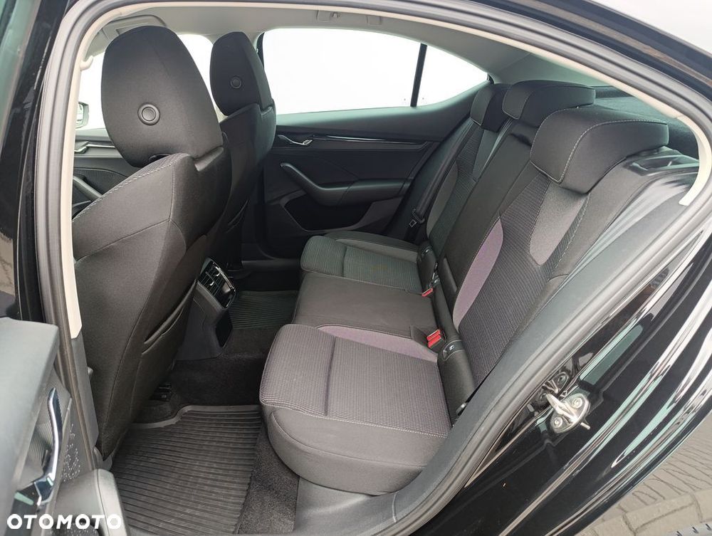 Skoda Octavia 1.5 TSI ACT Ambition - 12
