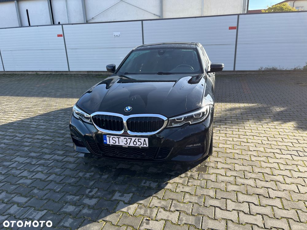BMW Seria 3 330i xDrive M Sport - 2