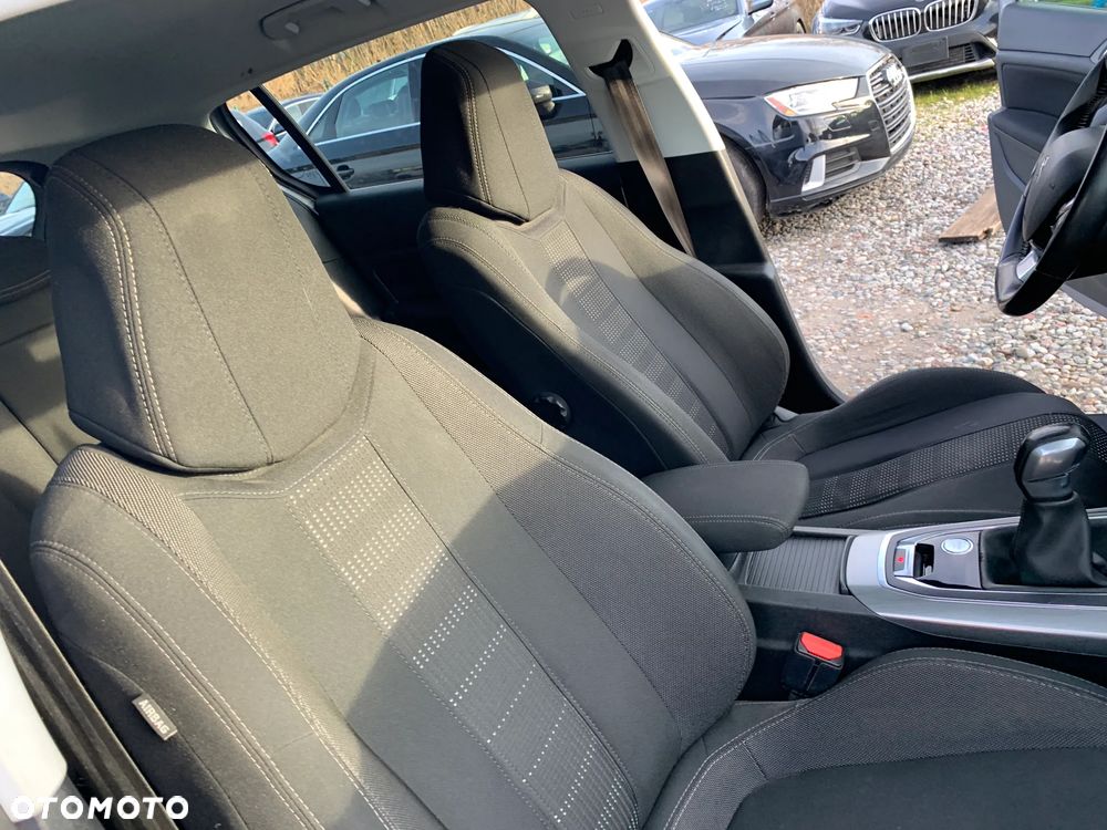 Peugeot 308 1.6 BlueHDi Business Line S&S - 15