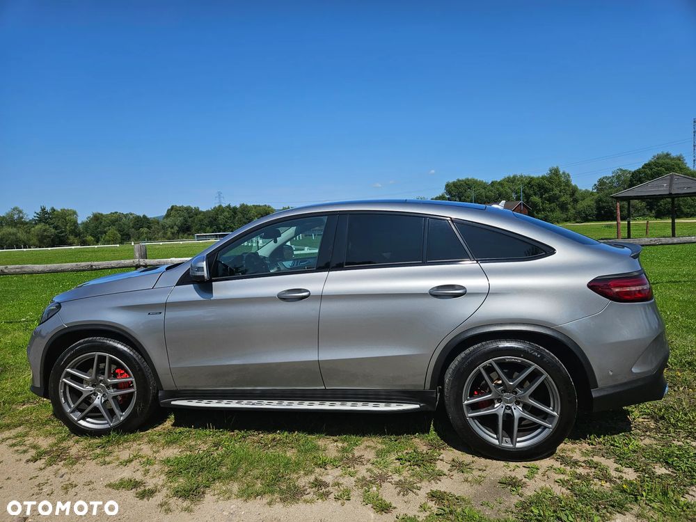 Mercedes-Benz GLE - 10