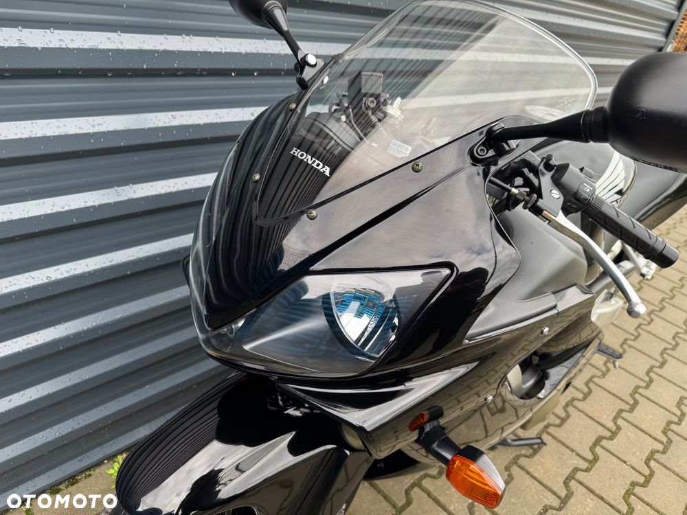 Honda CBR - 19