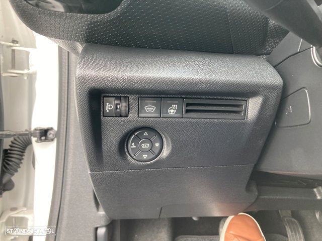 Citroën C4 1.5 BlueHDi Shine EAT8 - 23