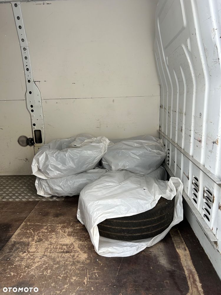 Renault Master Long L3H2 2.3 dCi 125KM Bez Adblue - 23