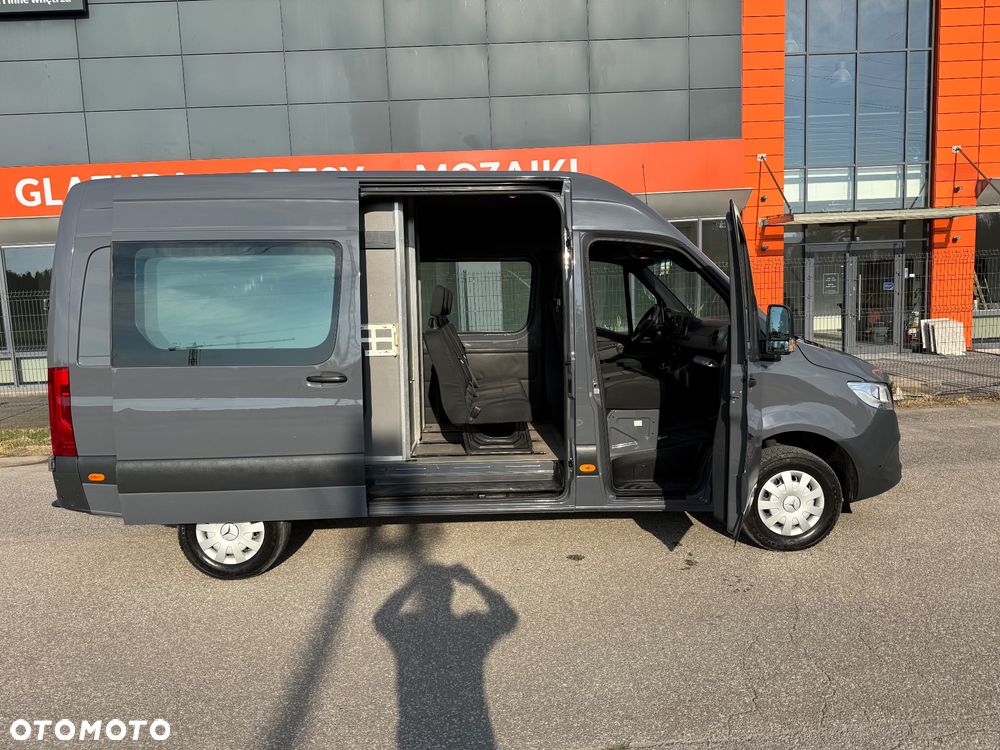 Mercedes-Benz Sprinter 319 L2h2 Brygadowka 6 osób 3.0 190 km Automat - 9