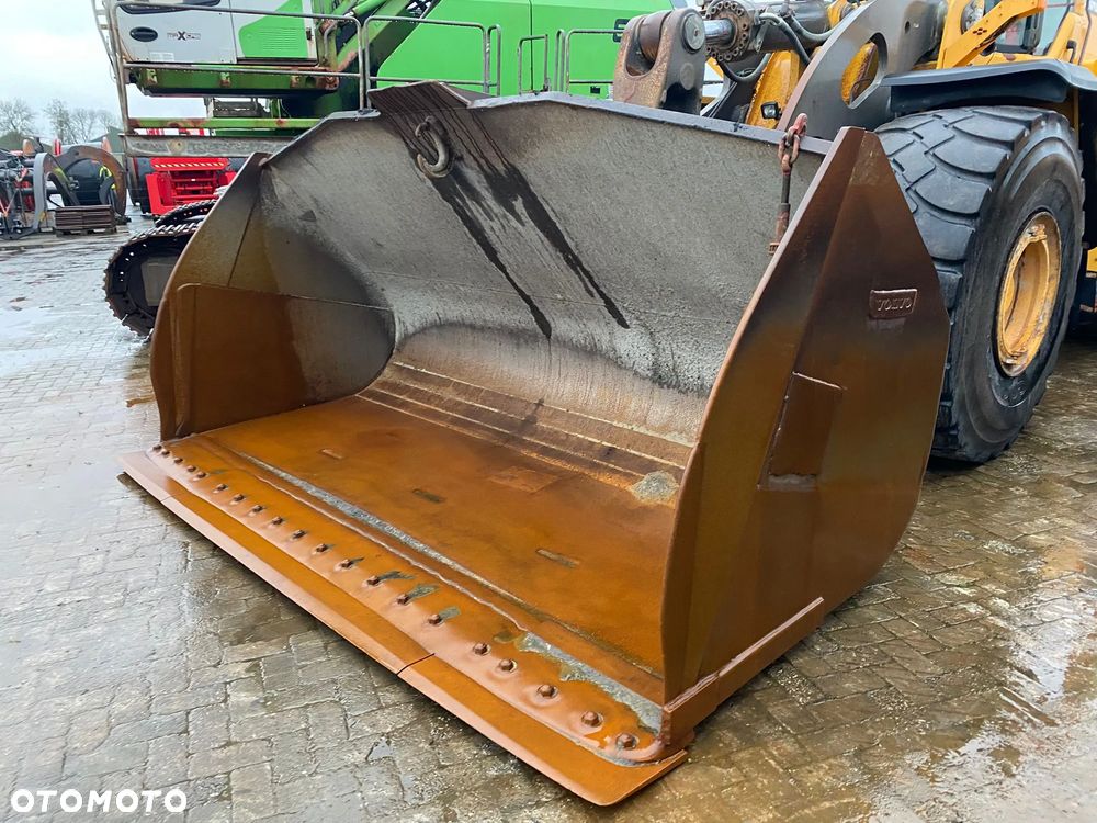 Volvo L260H 2018r - 17