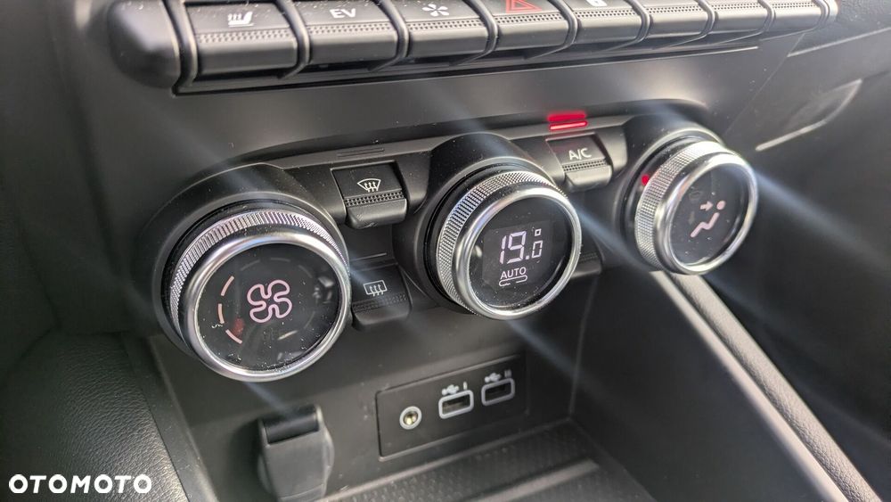 Renault Captur - 21