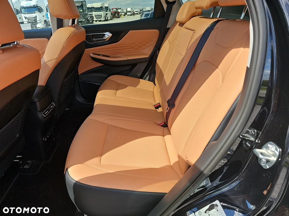 BAIC 7 1.5T Luxury DCT - 12