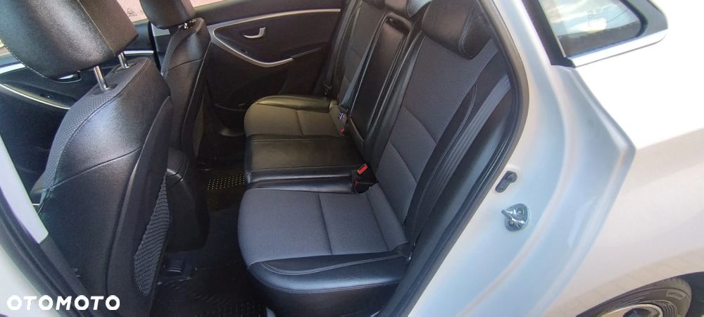 Hyundai i30 1.4 Premium - 20
