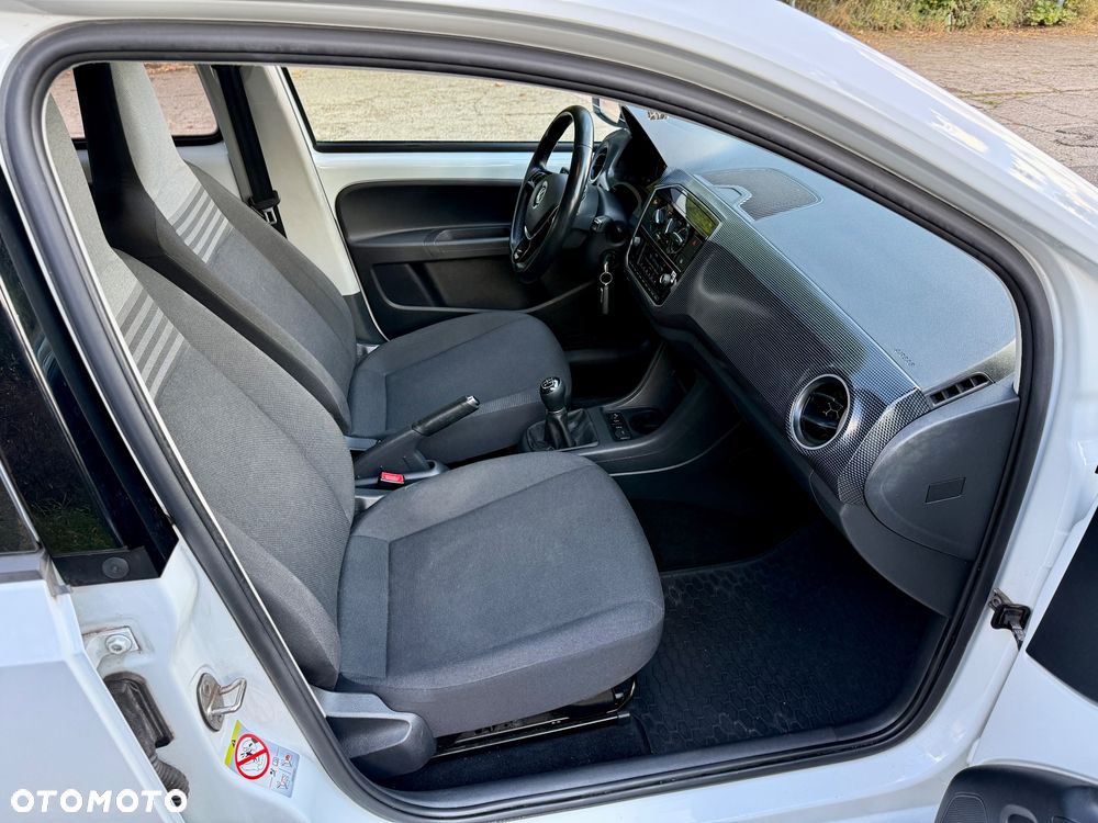 Volkswagen up! 1.0 move - 19