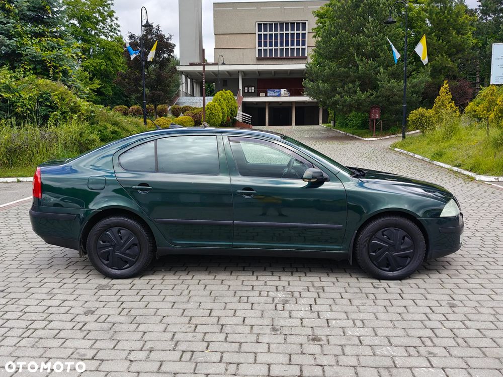 Skoda Superb 2.0 Exclusive - 2