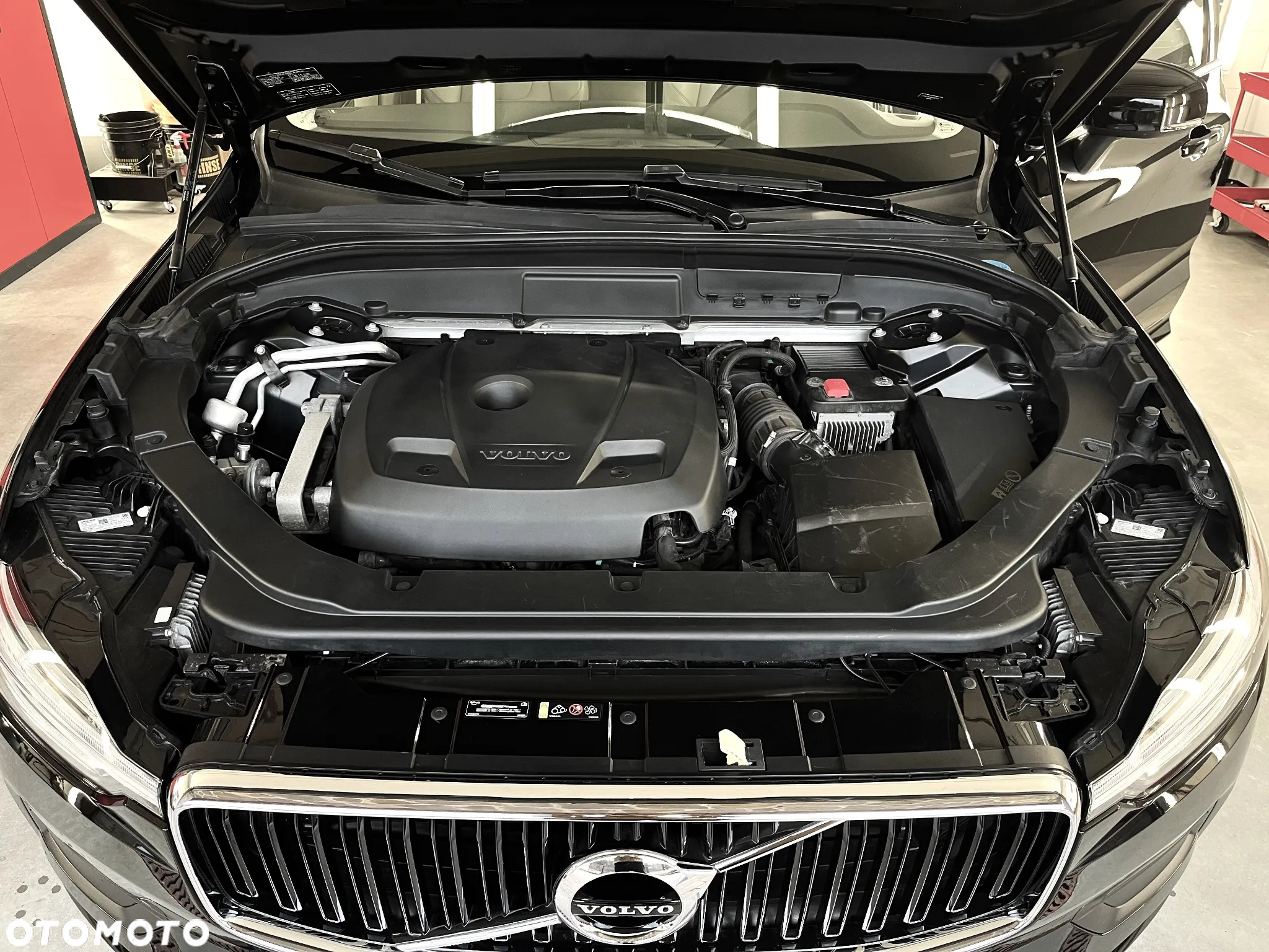 Volvo XC 60 T6 AWD Momentum - 14