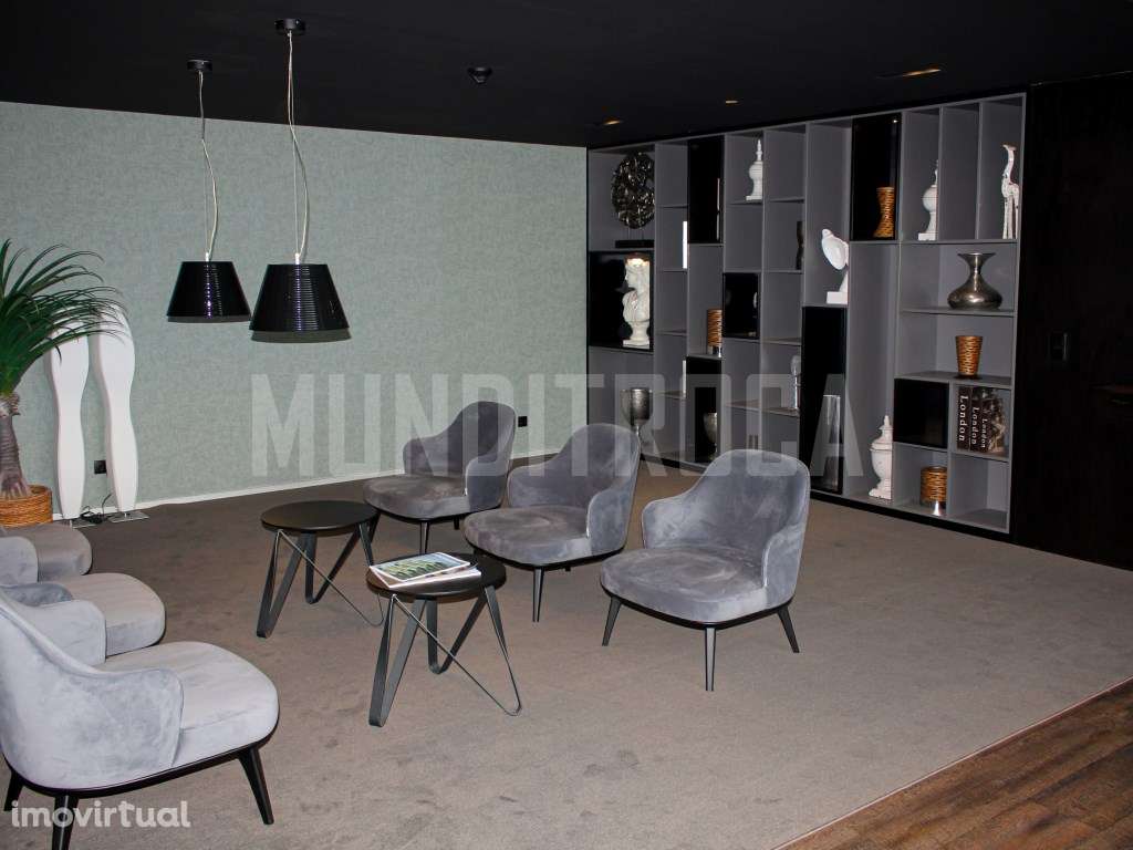 Armazém Arrendamento Braga - Grande imagem: 4/5