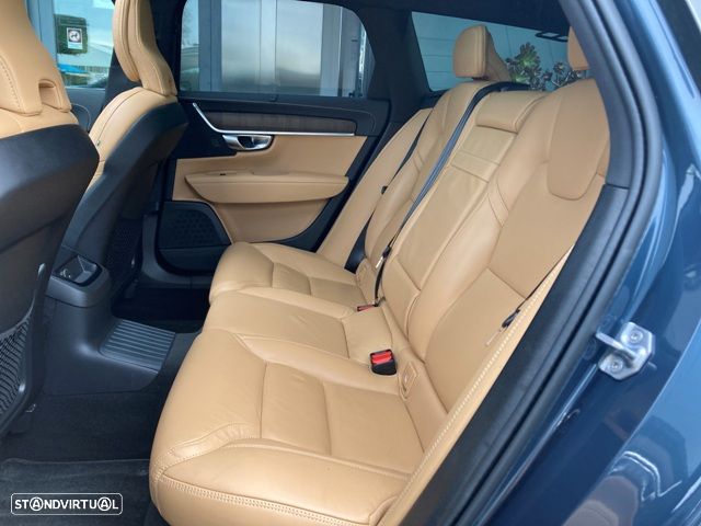 Volvo V90 2.0 T6 PHEV Inscription AWD - 33