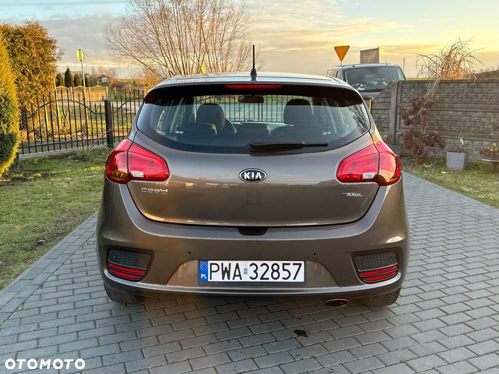 Kia Ceed - 17
