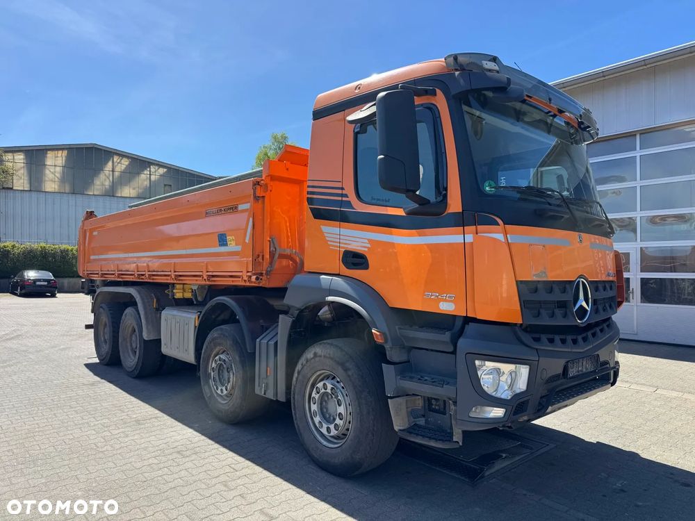 Mercedes-Benz AROCS 3246 8x4 EURO6 WYWROTKA TRÓJSTRONNA Z BORDMATIKIEM - 3