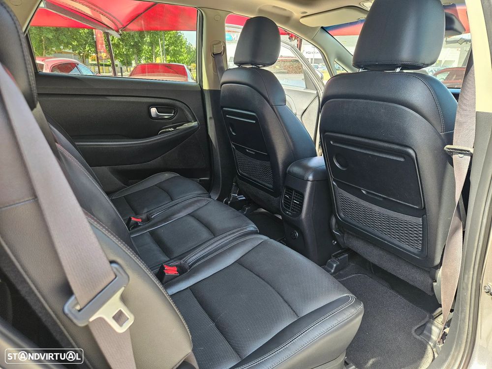 Kia Carens 1.7 CRDi ISG TX 7DCT - 22