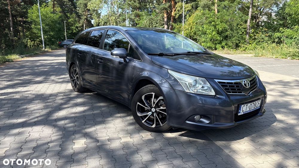 Toyota Avensis 1.8 Multidrive S Sol - 6