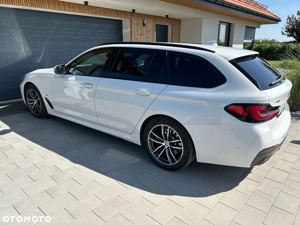 BMW Seria 5 520d xDrive M Sport sport - 4