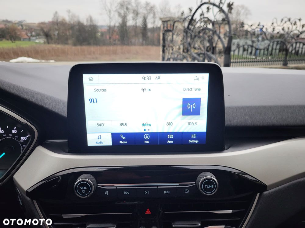 Ford Kuga - 12