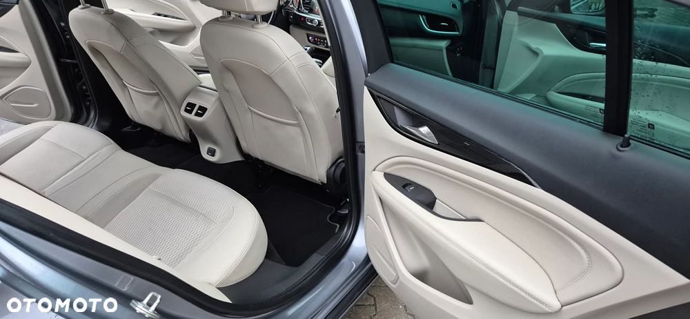 Opel Insignia CT 2.0 CDTI Exclusive S&S - 9