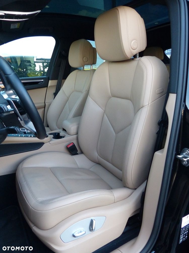 Porsche Macan - 15