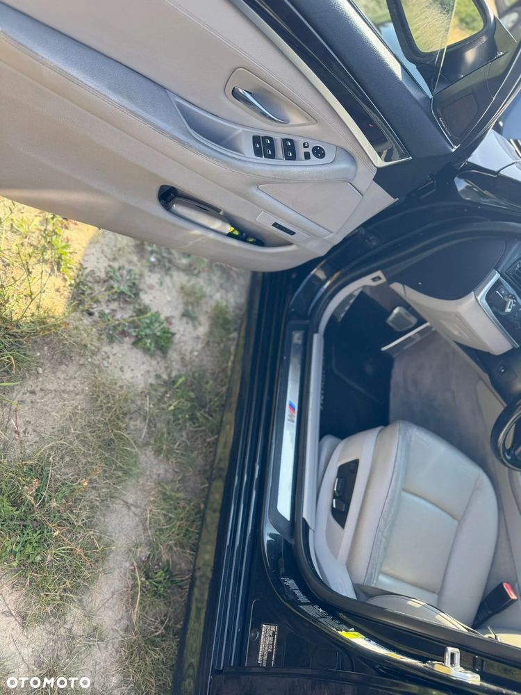 BMW Seria 5 528i - 6