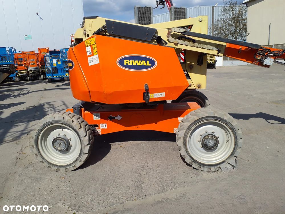 JLG 340AJ - 7