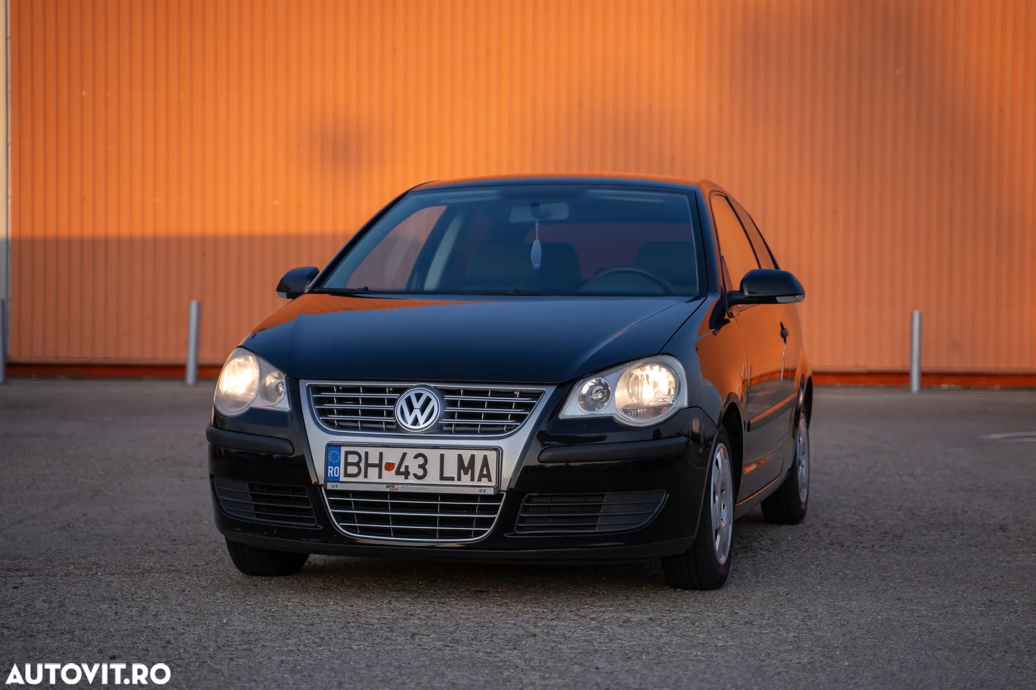 Volkswagen Polo 1.2 Comfortline - 1