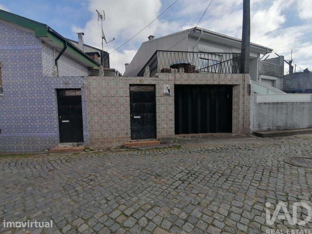 Moradia geminada T2 em Águas Santas de 54 m2 - Grande imagem: 2/20