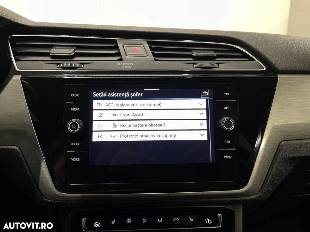VOLKSWAGEN Touran 2022 — imagine 15