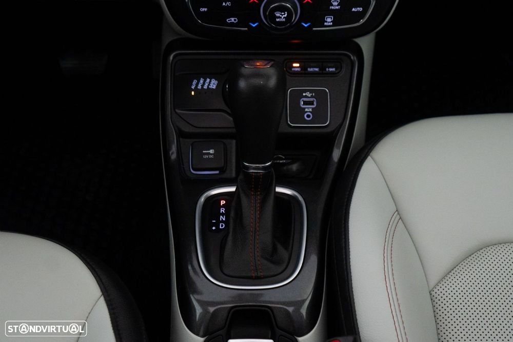 Jeep Compass 1.3 TG Limited - 22
