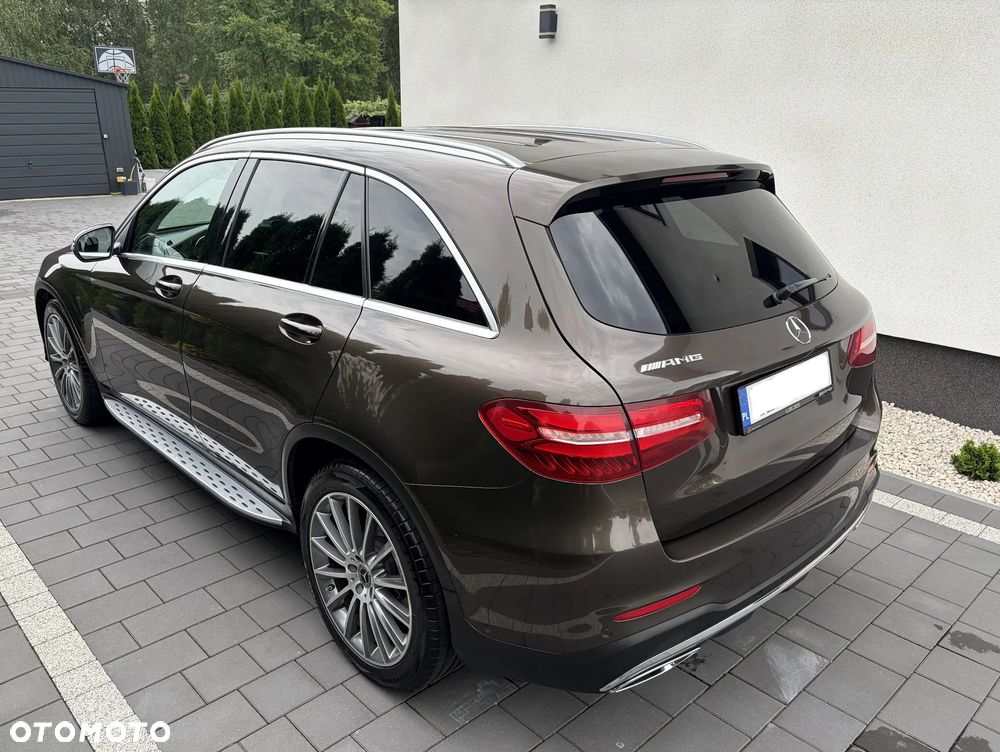 Mercedes-Benz GLC - 10