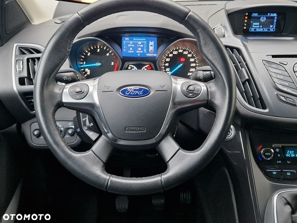 Ford Kuga 2.0 TDCi 4WD Titanium - 11