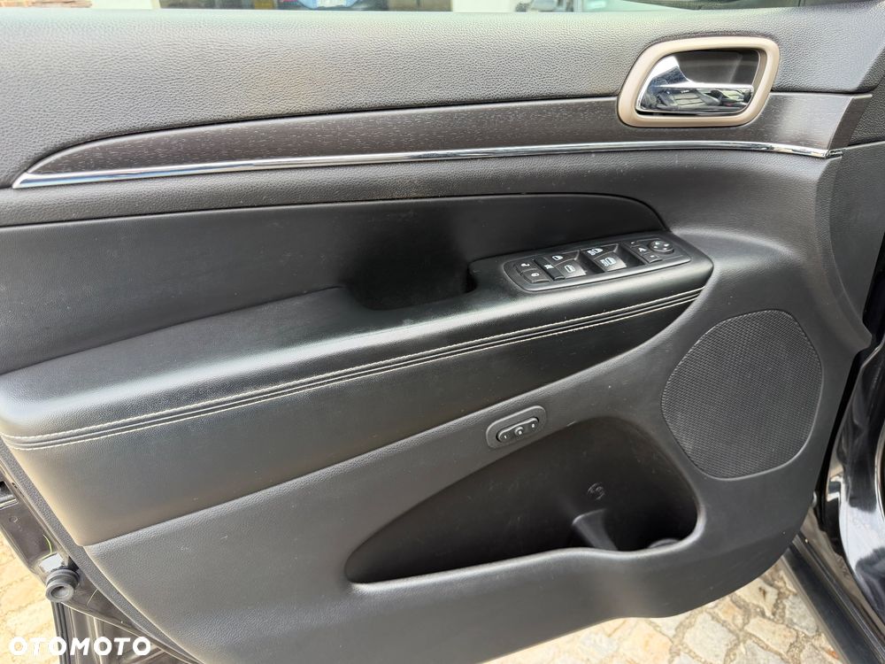 Jeep Grand Cherokee 3.0 V6 Multijet 4WD Automatik Laredo - 16