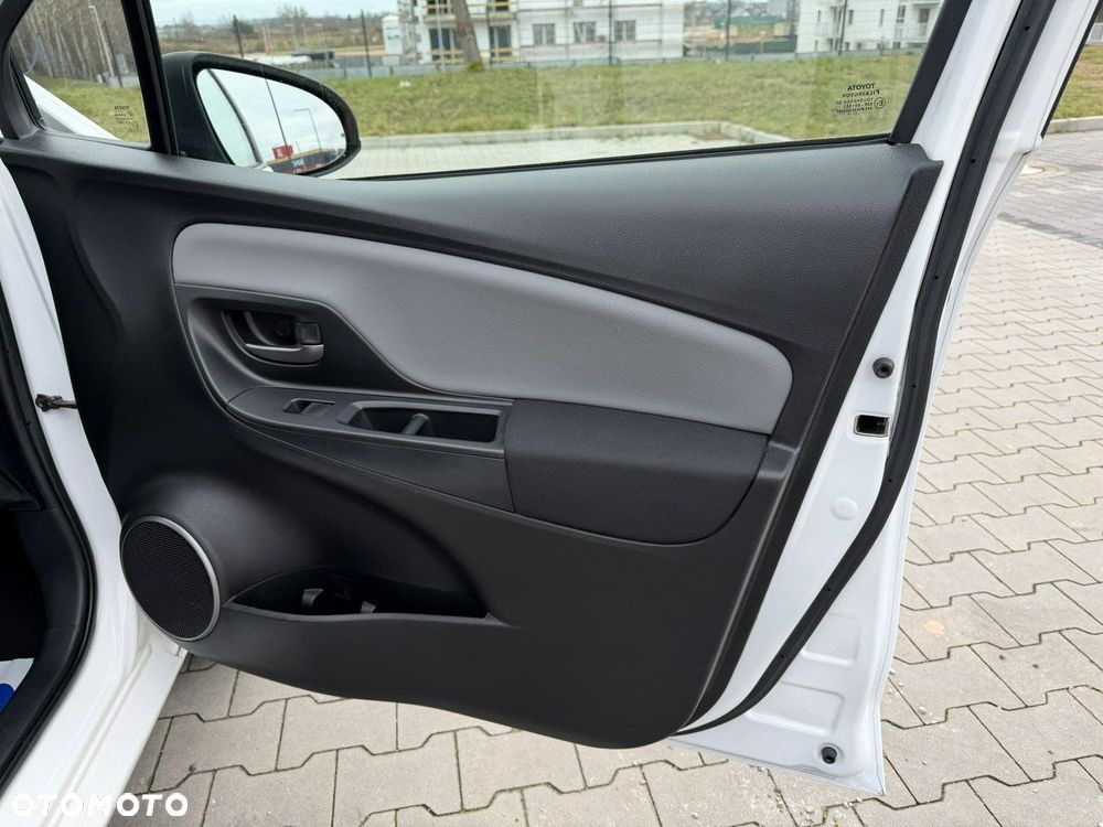 Toyota Yaris - 28