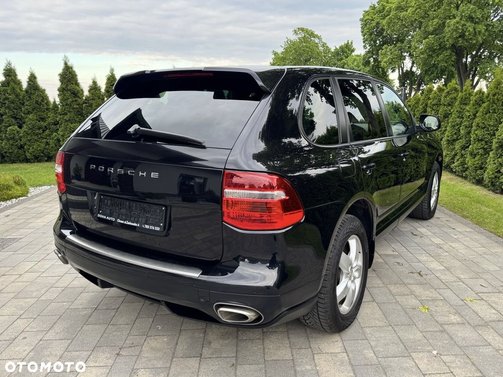 Porsche Cayenne - 5