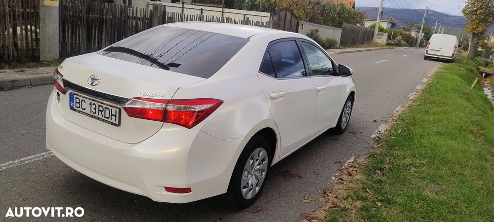 Toyota Corolla 1.6 Luna - 4