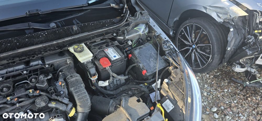 Peugeot 308 BlueHDi 130 EAT6 Stop & Start Allure - 15