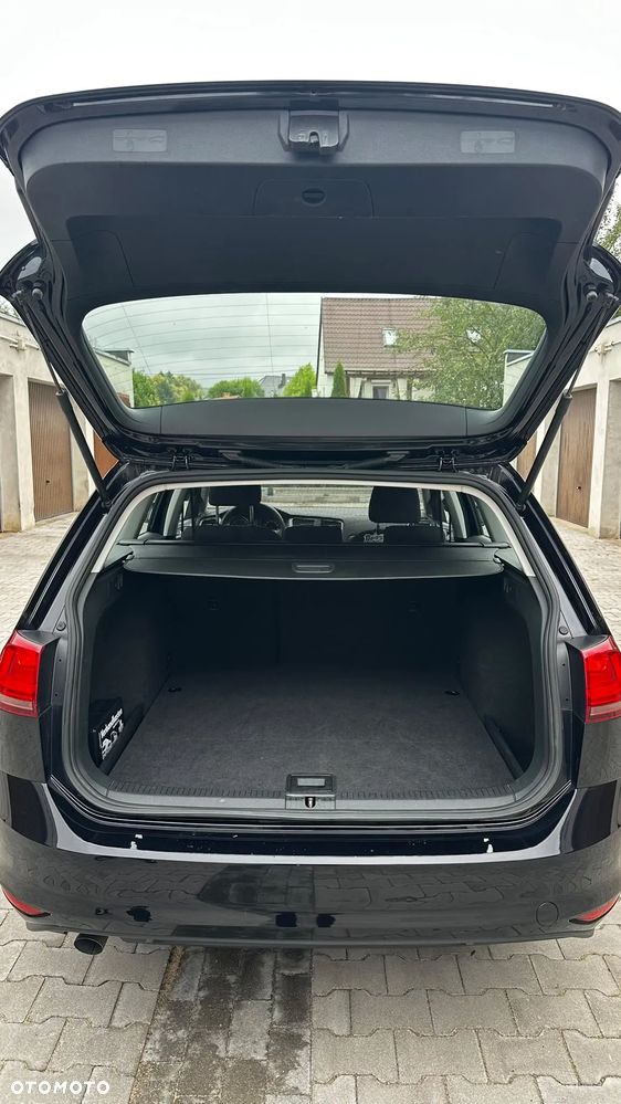 Volkswagen Golf - 20