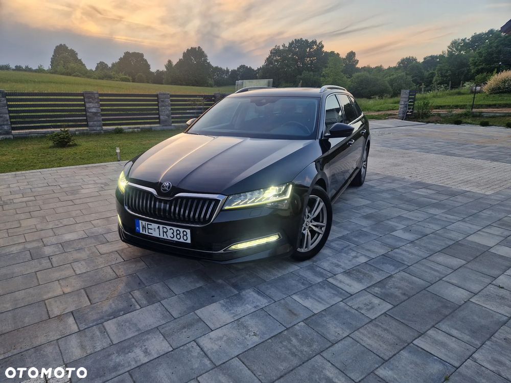 Skoda Superb 2.0 TDI SCR Style DSG - 5