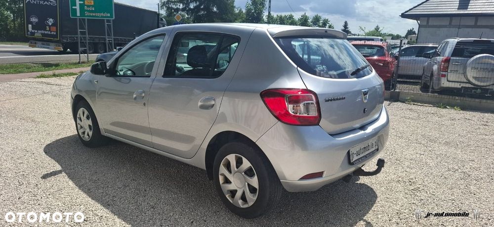 Dacia Sandero - 4