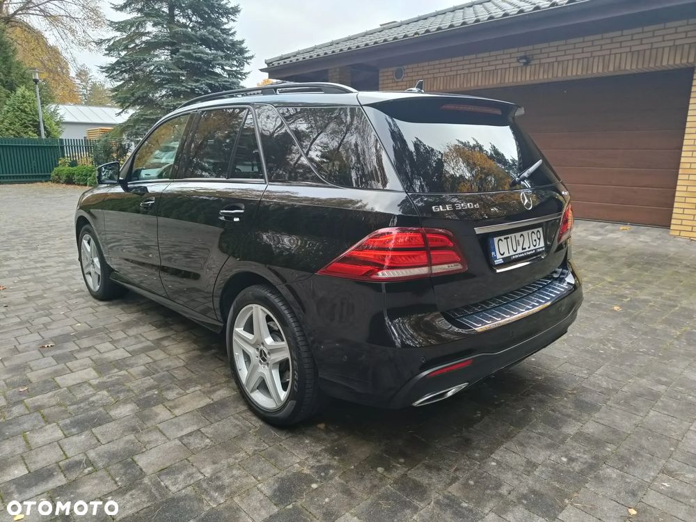 Mercedes-Benz GLE 350 d 4-Matic - 4